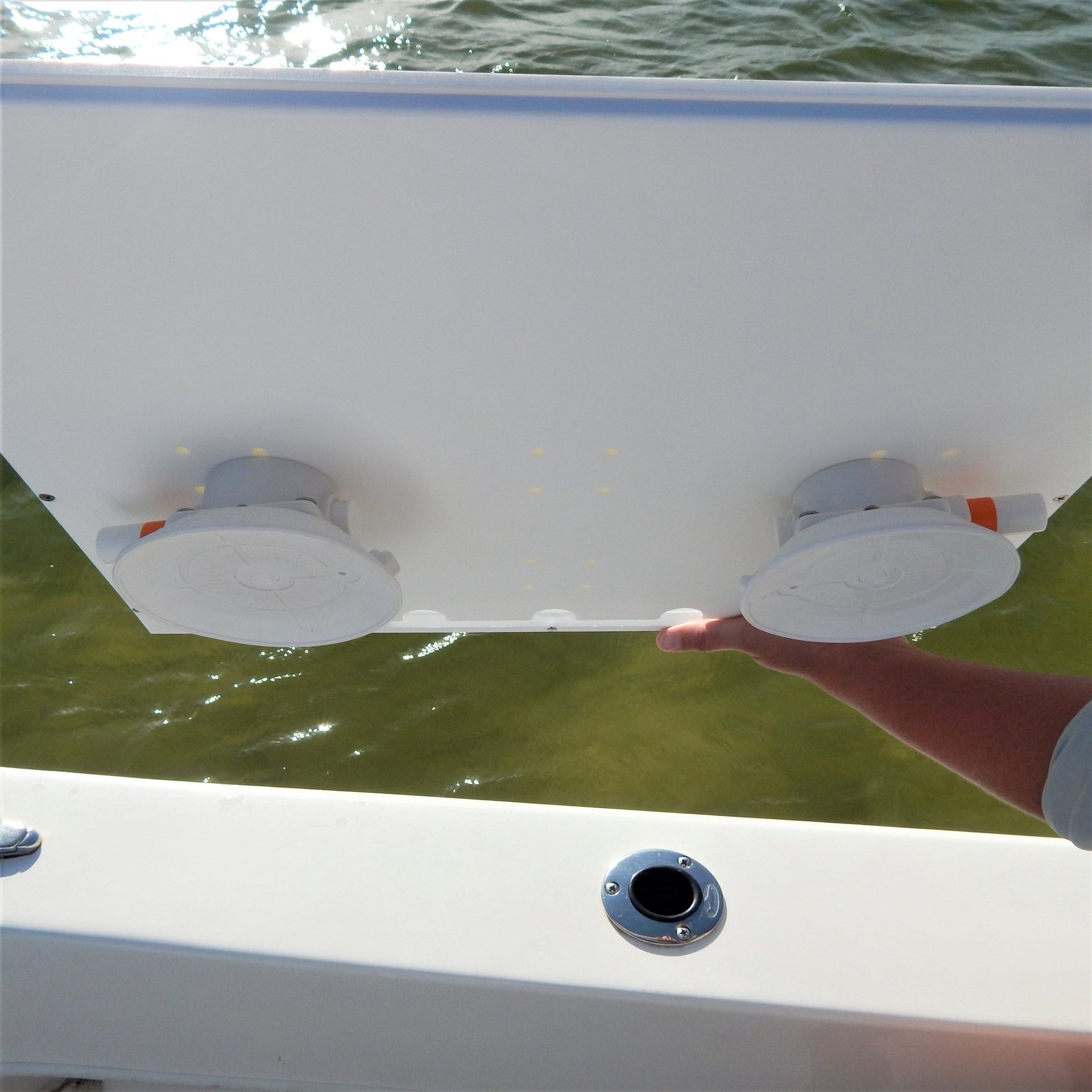 2 (Two) 4.5” SeaSucker Vacuum Mounts - Docktail Bar