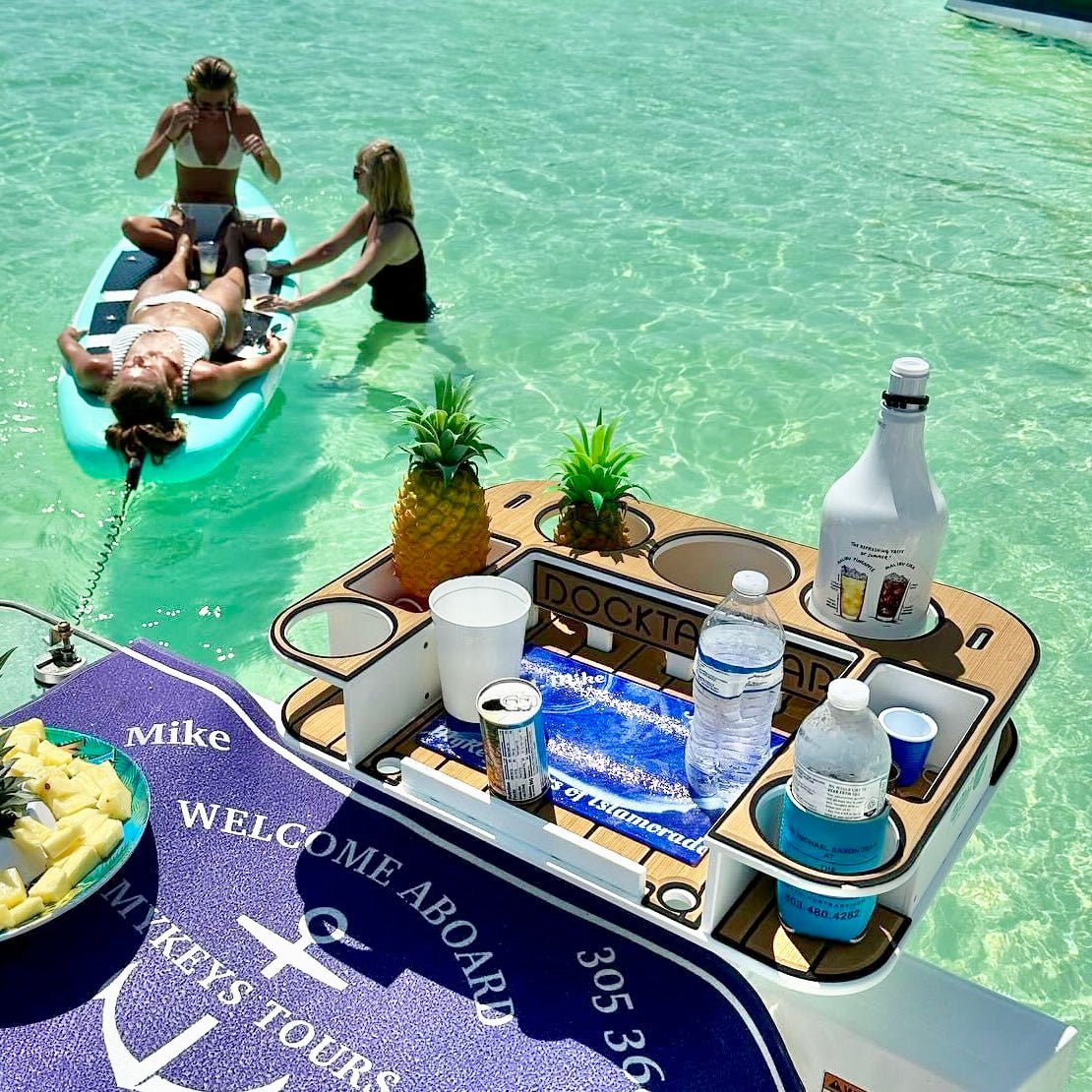 Why Pontoon Tables Make Sandbar Entertaining Easier - Docktail Bar